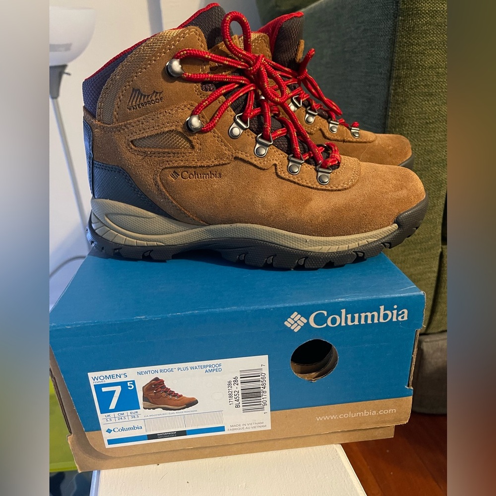 Columbia Newton Ridge Plus Waterproof Boots - Brown and Red